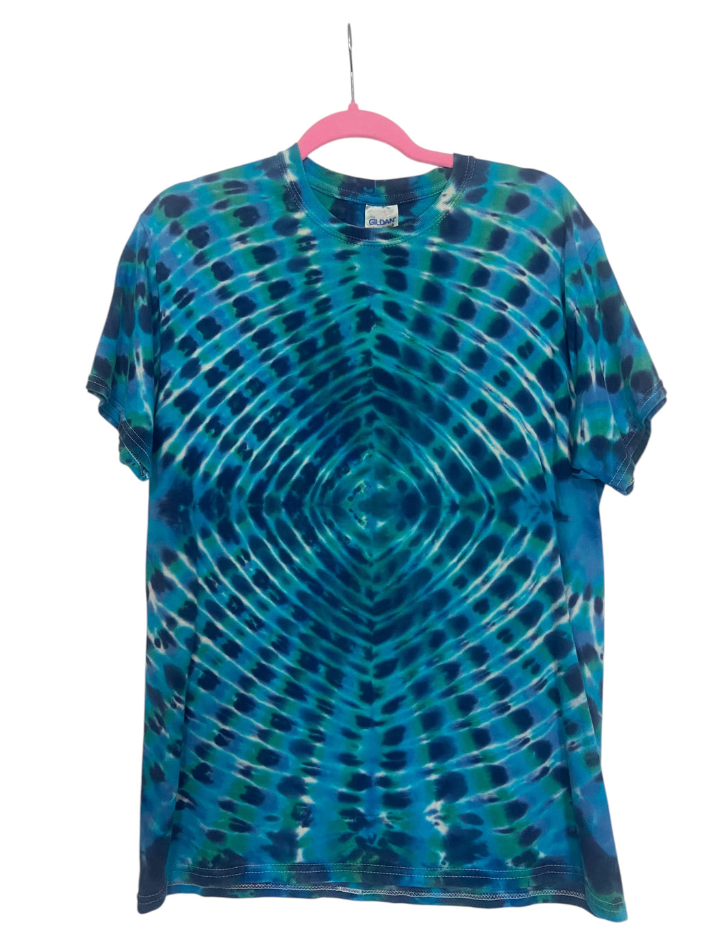 Tie Dye Tee- Mens Medium (rip on arm) see pics!